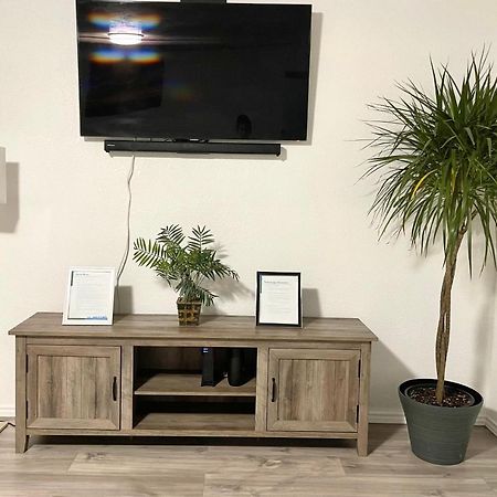 Downtown In Plano Apartment Ngoại thất bức ảnh